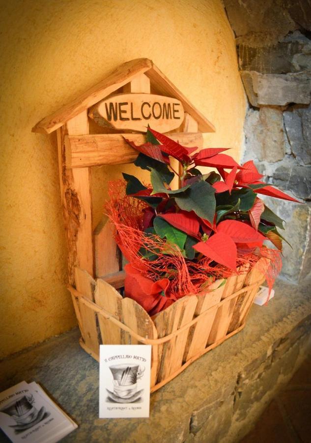 Il Cappellaio Matto Bed & Breakfast Montalto Ligure Eksteriør bilde