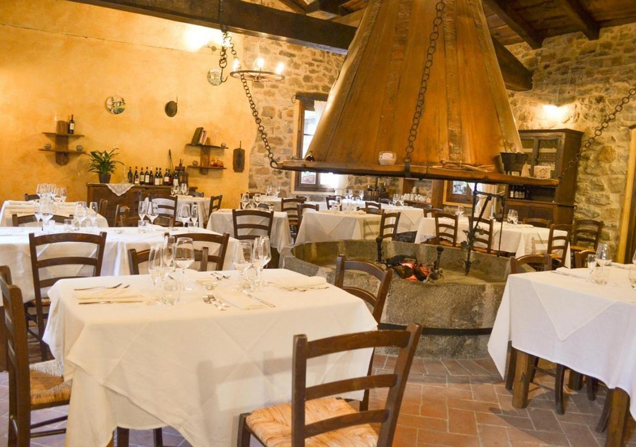 Il Cappellaio Matto Bed & Breakfast Montalto Ligure Eksteriør bilde