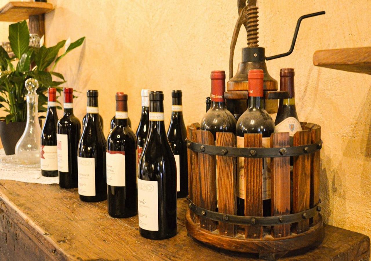 Il Cappellaio Matto Bed & Breakfast Montalto Ligure Eksteriør bilde