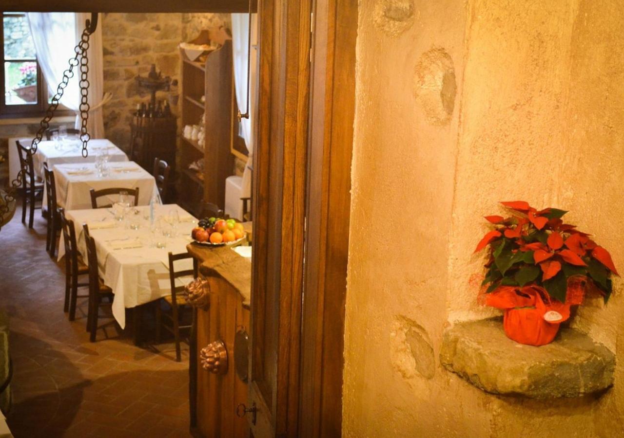 Il Cappellaio Matto Bed & Breakfast Montalto Ligure Eksteriør bilde