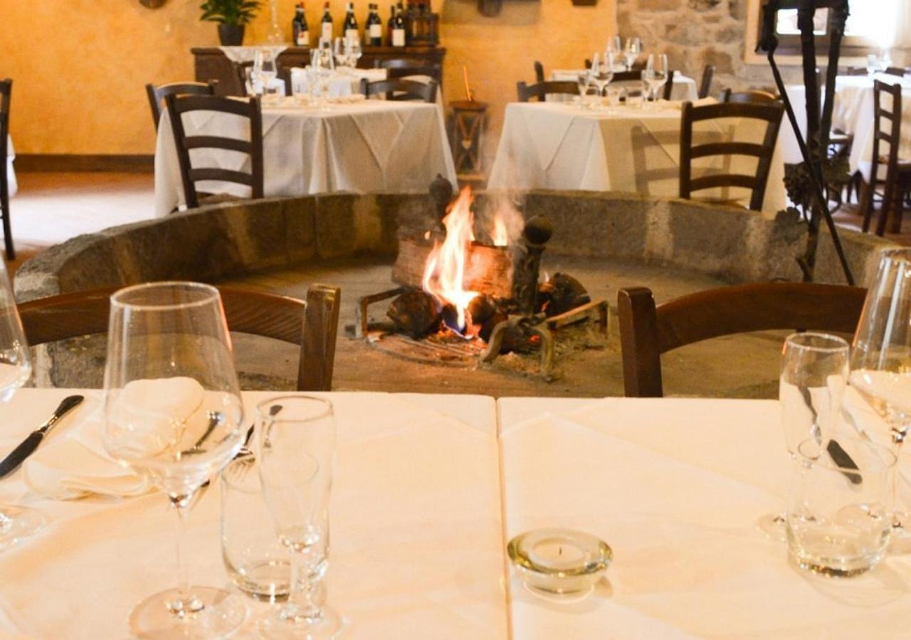 Il Cappellaio Matto Bed & Breakfast Montalto Ligure Eksteriør bilde